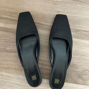 Toteme Logo Stitched Flat Mules